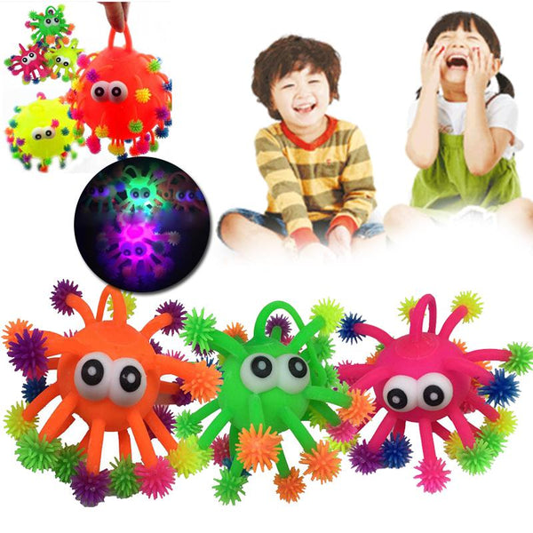 Flush Snowflake Ball